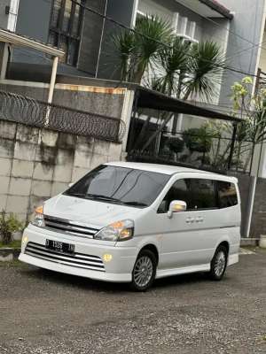 Jual bekas Km76Rb1TgnRecord Nissan Serena HWS Autech 2.0 AT 20112012 Putih Rar,lokasi di Bandung Kota