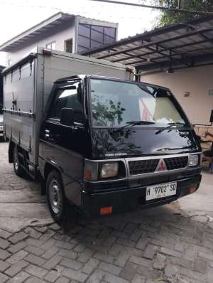 Jual bekas L 300 2.5 AC POWER STERING MANUAL 2019,lokasi di Jakarta Selatan