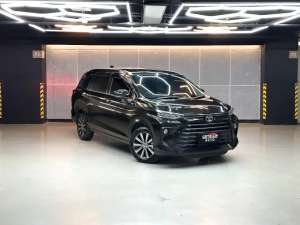 Jual bekas Low Km 30RbToyota New Avanza G Hitam at,lokasi di Jakarta Utara