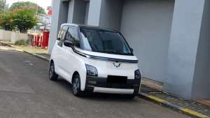 Jual bekas LOW KMWuling Air EV Long Range AT Putih 20232024,lokasi di Jakarta Pusat