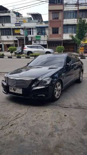 Jual bekas Mercedes Benz W212 E250 AT Avantgarde 2010,lokasi di Medan Kota