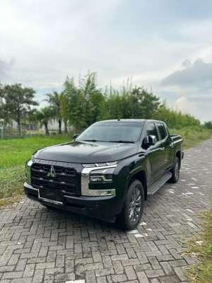 Jual bekas Mitsubishi Triton Ultimate 2025,lokasi di Surabaya Kota