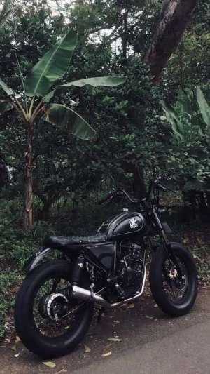 Jual bekas motor custom basic scorpio 2011,lokasi di Sukabumi Kab.