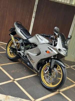 Jual bekas Ninja rr cbu zx 2003 fullspek,lokasi di Jakarta Barat