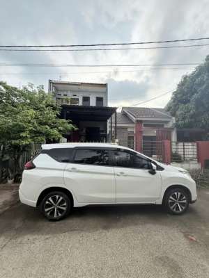 Jual bekas Nissan ALL New Livina VE AT FULL ORIGINAL - Service Resmi,lokasi di Bekasi Kab.