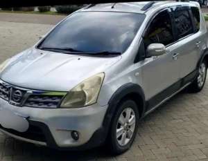 Jual bekas Nissan Livina 2012 Bensin,lokasi di Jakarta Pusat