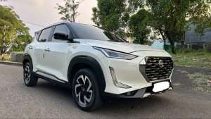 Jual bekas Nissan Magnite Premium 1.0 CVT Turbo 2021,lokasi di Tangerang Selatan Kota
