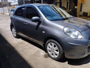 Nissan March 2012 Bensin , tersedia melalui melalui situs Olx