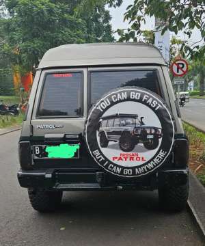 Nissan Patrol 1993 Bensin , tersedia melalui melalui situs Olx