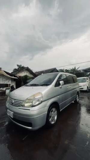 Nissan Serena 2007 Bensin , tersedia melalui melalui situs Olx