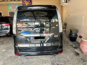 Jual bekas Nissan Serena 2015 Bensin,lokasi di Jakarta Barat