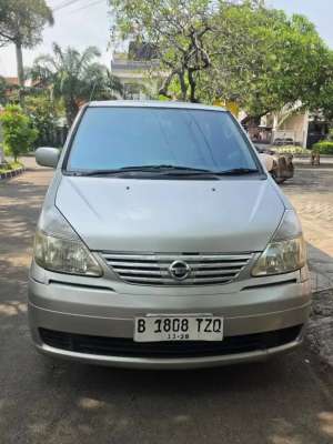 Jual bekas Nissan serena ct 2012,lokasi di Jakarta Timur