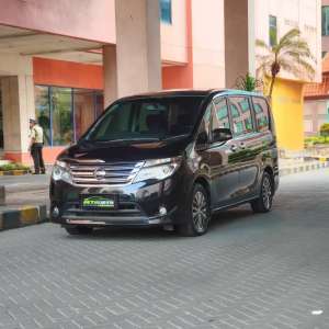 Jual bekas Nissan Serena X 2000cc matic 2017,lokasi di Tangerang Selatan Kota