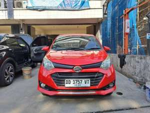 Jual bekas OBRAL MURAH New Sigra 1.2 R Deluxe 2020 2019 manual mt 1.0 M D X at,lokasi di Makassar Kota