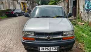 Jual bekas Opel blazer 2000,lokasi di Makassar Kota