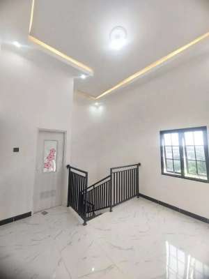 Rumah Murah dekat java Mall semarang lokasi di Semarang Kota, tersedia melalui melalui situs Olx