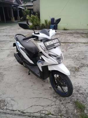 Jual bekas -sale Honda Beat eco,lokasi di Tangerang Kota