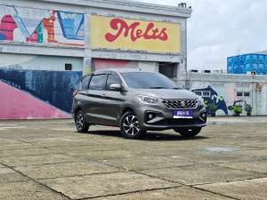 Jual bekas Suzuki Ertiga 1.5 GX Hybrid Matic AT 2024 Abu KM 14RB,lokasi di Jakarta Pusat