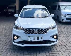 Jual bekas Suzuki Ertiga GL 2024 Putih Metalik MT,lokasi di Denpasar Kota