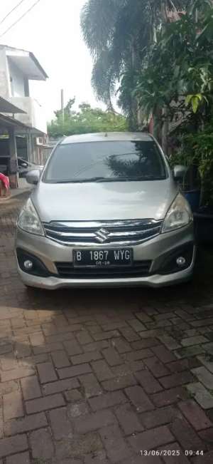 Jual bekas Suzuki Ertiga GL MT 2016,lokasi di Tangerang Selatan Kota