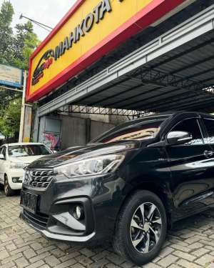 Jual bekas SUZUKI NEW ERTIGA GX HYBRID 1.5 AT 2023KM30RBTERTINGGIDP10JTNOPR,lokasi di Tangerang Selatan Kota