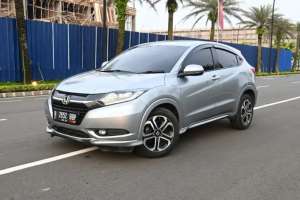 Jual bekas TDP 5JTan Honda HRVHR-V Prestige CVTATMATIC 2016,lokasi di Tangerang Kota