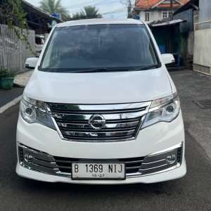 Jual bekas TDP TERMURAH 5 JT NISSAN SERENA 2.0 HWS AUTECH PANORAMIC MATIC 2017,lokasi di Depok Kota