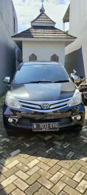 Jual bekas TOYOTA AVANZA 1.3 G MATIC 2012,lokasi di Depok Kota