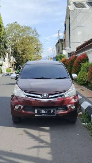 Jual bekas Toyota Avanza g mt 2012 marun,lokasi di Bandung Kota