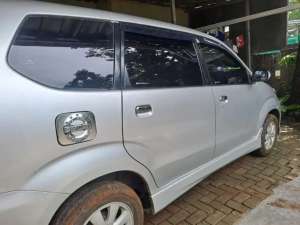 Toyota Avanza S , tersedia melalui melalui situs Olx
