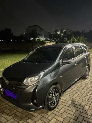 Jual bekas Toyota Calya 2021 Automatic Grey MetalikKondisi Prima,lokasi di Jakarta Barat