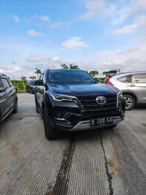 Jual bekas Toyota Fortuner 2022 Diesel,lokasi di Tangerang Kota