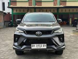 Jual bekas TOYOTA FORTUNER GR LEGENDER 2.8 2024,lokasi di Pekanbaru Kota