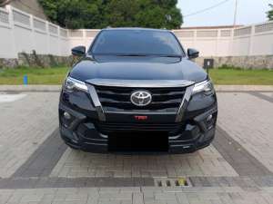 Jual bekas TOYOTA FORTUNER VRZ 2.4 TRD AT 2020,lokasi di Jakarta Selatan