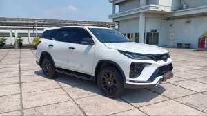 Jual bekas TOYOTA FORTUNER VRZ 2.8 GR TSS 2025, ISTIMEWA KM 15RB RECORD,lokasi di Jakarta Utara