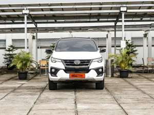 Jual bekas TOYOTA FORTUNER VRZ TRD thn 2018,lokasi di Jakarta Selatan