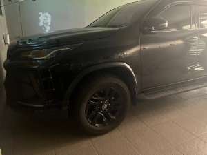 Jual bekas Toyota Gr 2.8 Tss Legender,lokasi di Jakarta Utara