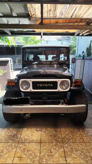 Toyota Hardtop 1981 Bensin , tersedia melalui melalui situs Olx