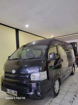 Toyota Hiace 2023 Diesel , tersedia melalui melalui situs Olx