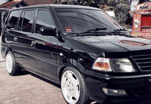 Toyota Kijang Kapsul , tersedia melalui melalui situs Olx