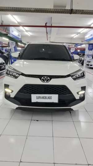 Jual bekas Toyota Raize 1.0 Turbo TSS GR sport AT 2019,lokasi di Surabaya Kota