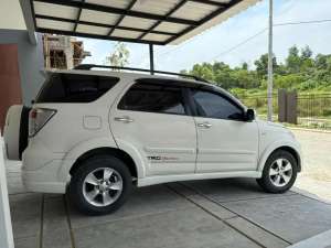 Jual bekas Toyota Rush 2014 TRD Sportivo,lokasi di Balikpapan Kota