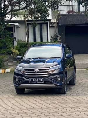 Jual bekas TOYOTA RUSH GR AT 2021 HITAM ANTIK MULUS,lokasi di Bandung Kota
