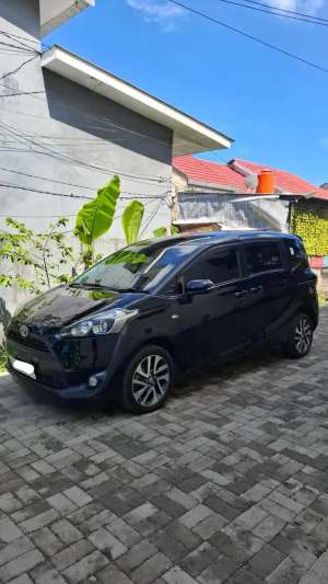 Toyota Sienta 2018 Bensin , tersedia melalui melalui situs Olx