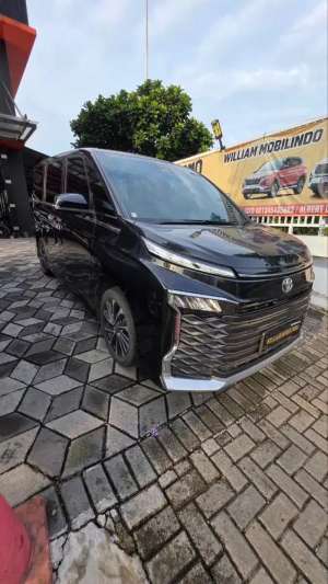 Toyota Voxy 2022 , tersedia melalui melalui situs Olx