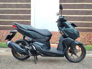 Jual bekas VARIO 160 2025 ISTIMEWA KM 3rb BE Kodya MULUS BANGET CASHKREDIT,lokasi di Bandar Lampung Kota