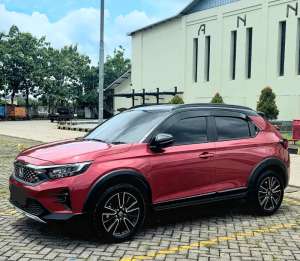Jual bekas WRV RS 2023 two tone,lokasi di Surakarta Kota
