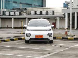 Jual bekas WULING CLOUD PRO LONG RANGE 460KM MATIC PUTIH 2024,lokasi di Jakarta Timur