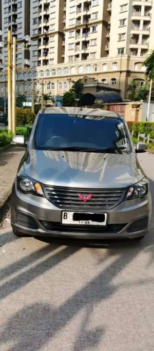 Jual bekas Wuling Formo S 2024 Abu-Abu 8 seater,lokasi di Jakarta Pusat