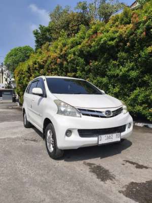 Jual bekas XENIA R DELUXE MATIC 2013,lokasi di Cimahi Kota